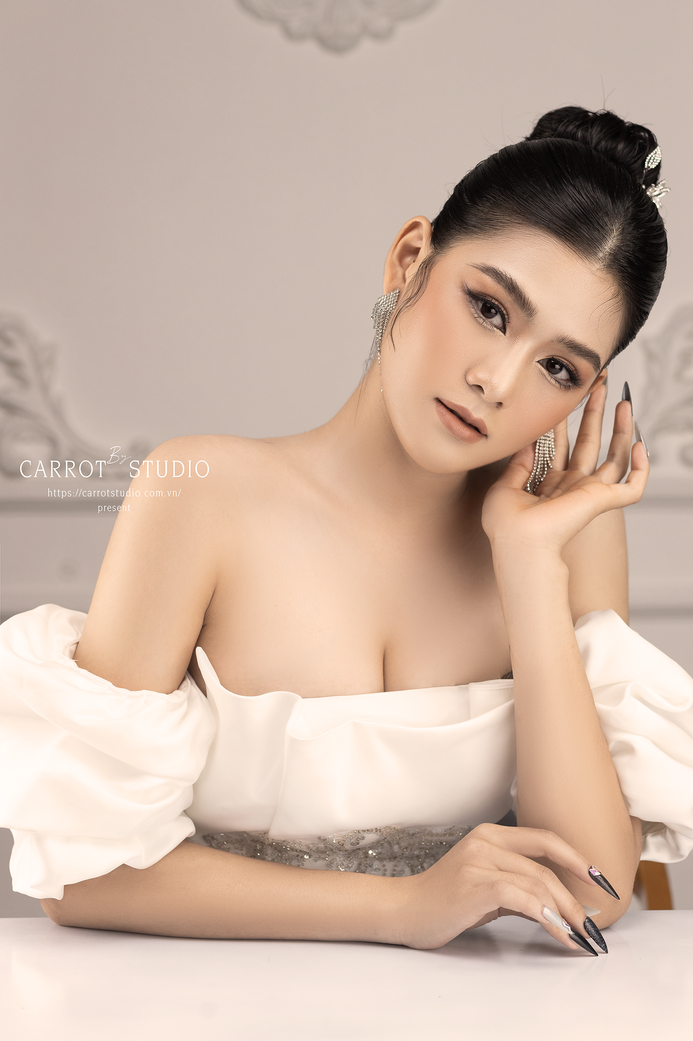 734A8375 Facebook